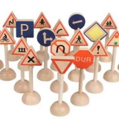TRAFİK İŞARETLERİ AHŞAP 21 PARÇA